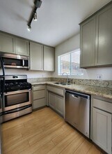 1444 Saltair Ave in Los Angeles, CA - Building Photo - Interior Photo