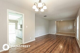 8807 Glen Shadow Dr in San Antonio, TX - Building Photo - Building Photo