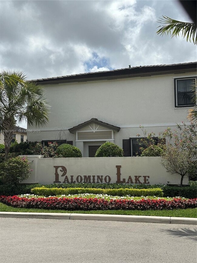 property at 4706 Santa Cruz Way