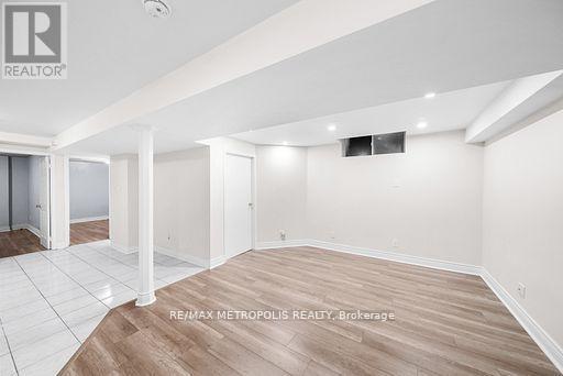 property at 60 Cranberry Crescent