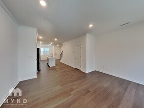 1506 Crescent Townes Wy in Raleigh, NC - Foto de edificio - Building Photo