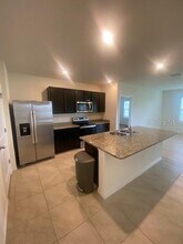 17217 Harvest Moon Way in Bradenton, FL - Building Photo - Building Photo
