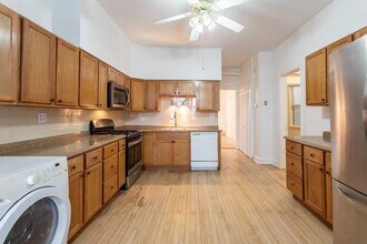 3139 N Oakley Ave in Chicago, IL - Building Photo - Building Photo