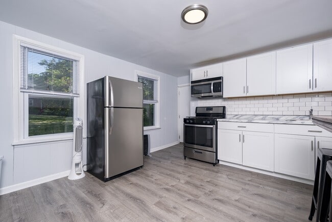 property at 195 9th St