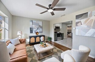 1411 Moore Terrace in Arlington, TX - Building Photo