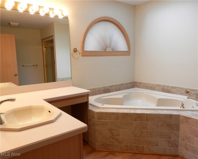 311 Miner Rd in Highland Heights, OH - Building Photo - Building Photo