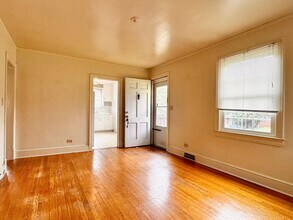 1505 Broad Ave-Unit -Unit A in Charlottesville, VA - Building Photo - Building Photo