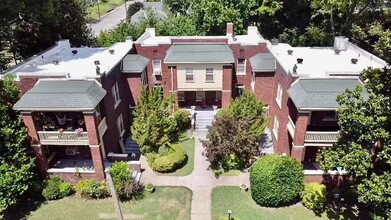 Central Gardens in Memphis, TN - Building Photo - Building Photo