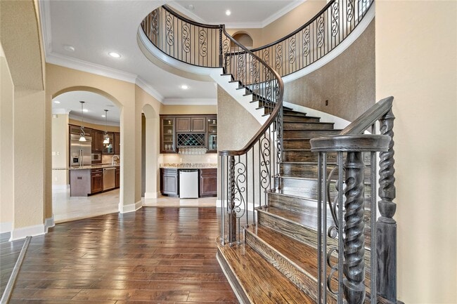 property at 19182 Grandview Point