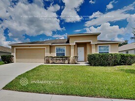 6885 Heatherbrook Dr in Lakeland, FL - Building Photo