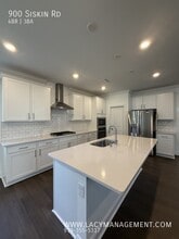 900 Siskin Rd in Knightdale, NC - Foto de edificio - Building Photo