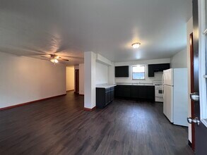 184 Pennsylvania Ave in Clairton, PA - Building Photo - Building Photo