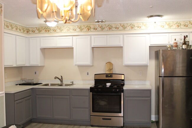 9 Gerard Ct in Gretna, LA - Foto de edificio - Building Photo