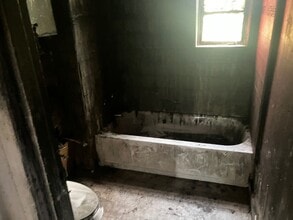 3990 Foxboro Dr in Dayton, OH - Building Photo - Building Photo