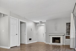 7726 SW Barnes Rd in Portland, OR - Building Photo