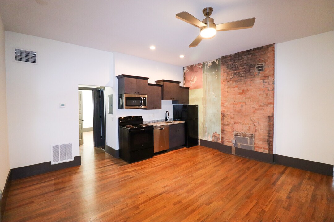 1513-1515 Republic St in Cincinnati, OH - Building Photo