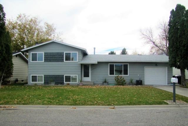 2826 Manhattan Dr in Billings, MT - Building Photo