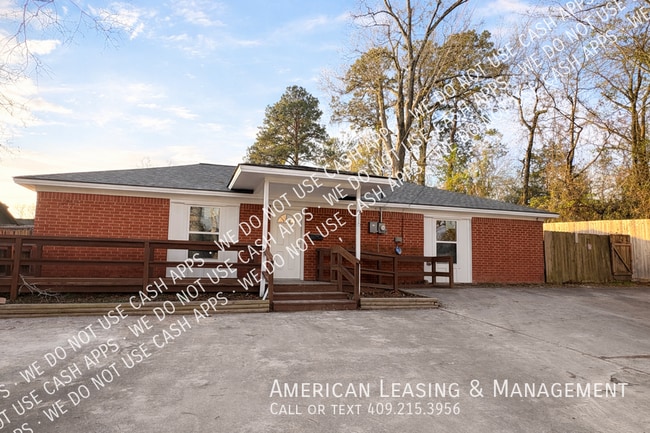 property at 915 Kiln Ave