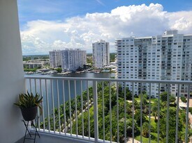2851 NE 183rd St, Unit 1812 in Aventura, FL - Building Photo
