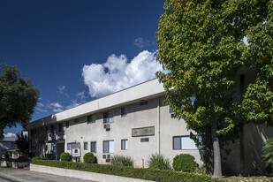 833 W Foothill Blvd Apartments