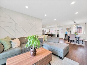 109 June St in Hamilton, ON - Building Photo - Building Photo