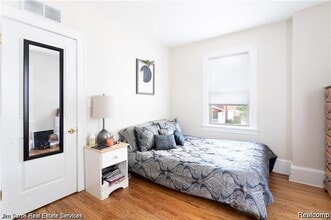 15004 Saint Paul St in Grosse Pointe Park, MI - Building Photo - Building Photo