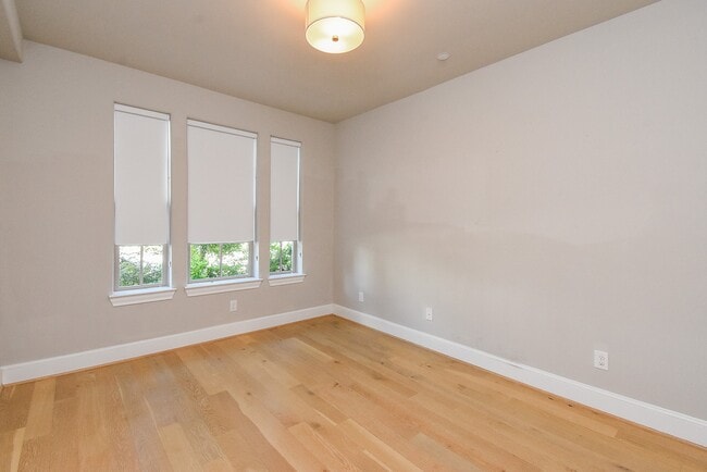 property at 1005 St Charles St