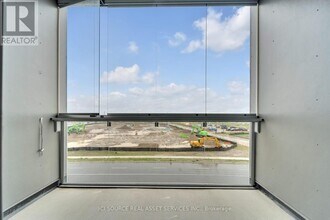 200 Lagerfeld Dr in Brampton, ON - Building Photo - Building Photo