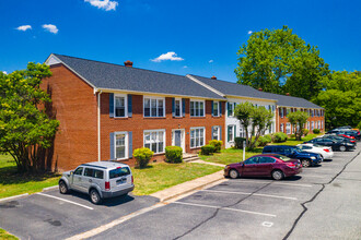 Landmark at Gayton Apartments in Richmond, VA - Building Photo - Building Photo