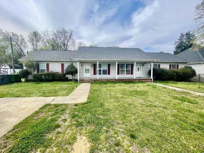 935 Tom Sadler Rd in Charlotte, NC - Building Photo - Building Photo