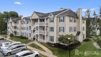 251 Kempsey Dr in North Brunswick, NJ - Building Photo