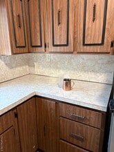 15 Pierce St in Hicksville, NY - Building Photo - Building Photo