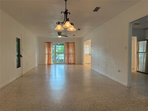 4535 Brandeis Ave in Orlando, FL - Building Photo - Building Photo