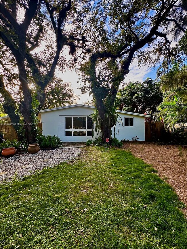 property at 1601 SW 20th Ave