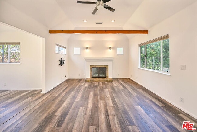 655 Brooks Ave in Los Angeles, CA - Building Photo - Building Photo