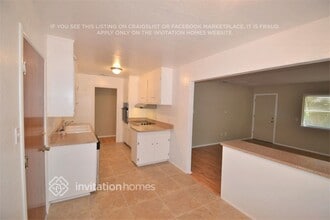 232 Schuerle St in Woodland, CA - Building Photo - Building Photo