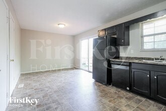 5411 Padre Ln in Indianapolis, IN - Foto de edificio - Building Photo