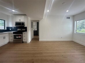 1230 S Federal Hwy in Lake Worth Beach, FL - Building Photo - Building Photo