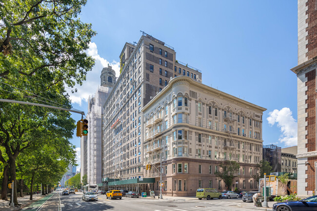 The Alden in New York, NY - Foto de edificio - Building Photo