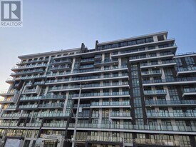 461 Green Rd in Hamilton, ON - Building Photo