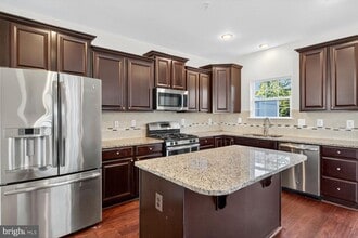 7714 sentry Terrace in Severn, MD - Building Photo - Building Photo