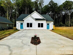 521 N Linwood Ave in Charlotte, NC - Building Photo - Building Photo