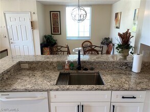 1275 Wildwood Lakes Blvd in Naples, FL - Building Photo - Building Photo