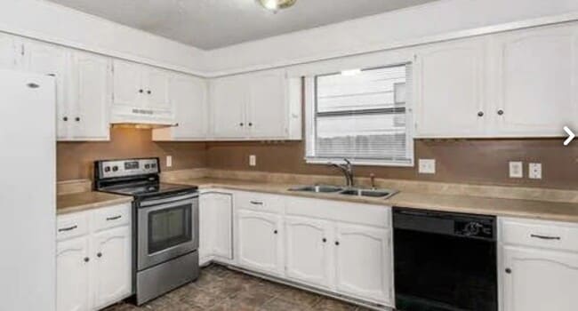 9419 E Bluestem St in Wichita, KS - Building Photo - Building Photo