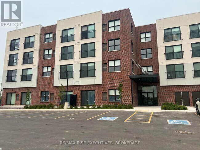 1080-1080 Terra Verde Way in Kingston, ON - Building Photo - Building Photo