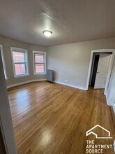 4027 W Melrose St in Chicago, IL - Foto de edificio - Building Photo