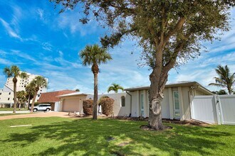 514 Everglades Dr in Venice, FL - Building Photo - Building Photo