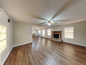 8514 Bluff Point Dr in Camby, IN - Building Photo - Building Photo