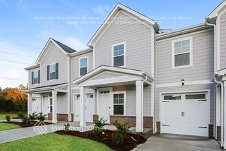 810 Stewarts Crk Dr in Monroe, NC - Building Photo - Building Photo