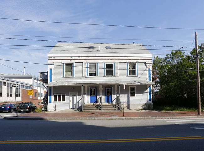 289-291 Cumberland Ave in Portland, ME - Foto de edificio - Building Photo